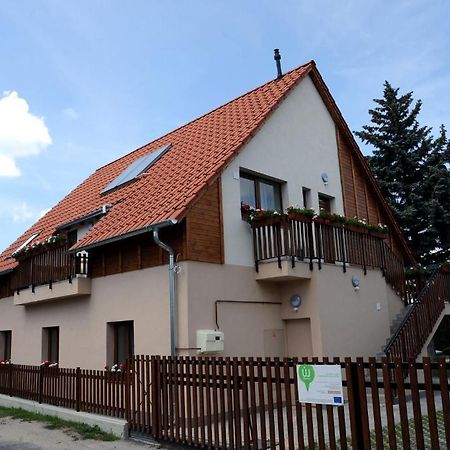 Arany Szolo Wellness Apartmanhaz Hévíz Εξωτερικό φωτογραφία