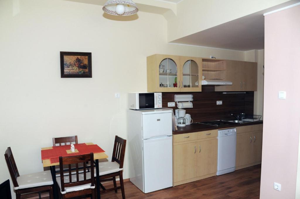 Arany Szolo Wellness Apartmanhaz Hévíz Δωμάτιο φωτογραφία