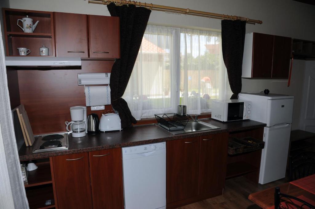 Arany Szolo Wellness Apartmanhaz Hévíz Δωμάτιο φωτογραφία